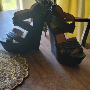 L.A.M.B. Black leather Bernadette Wedges